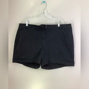 Lane Bryant shorts size 20W
98% cotton 2% spandex 
Waist 23 
Inseam 7 
Leg 14